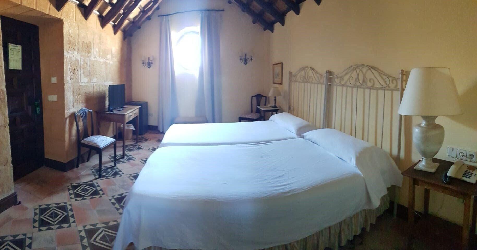 Palacio Marques De La Gomera Osuna Luaran gambar