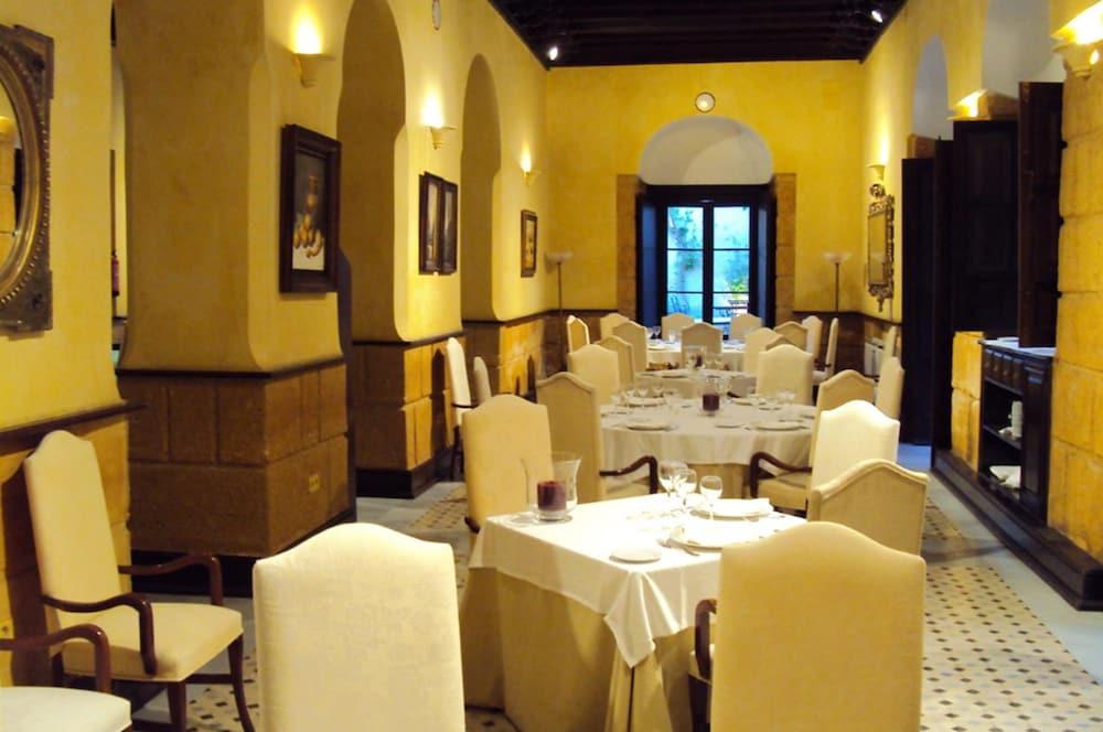 Palacio Marques De La Gomera Osuna Luaran gambar
