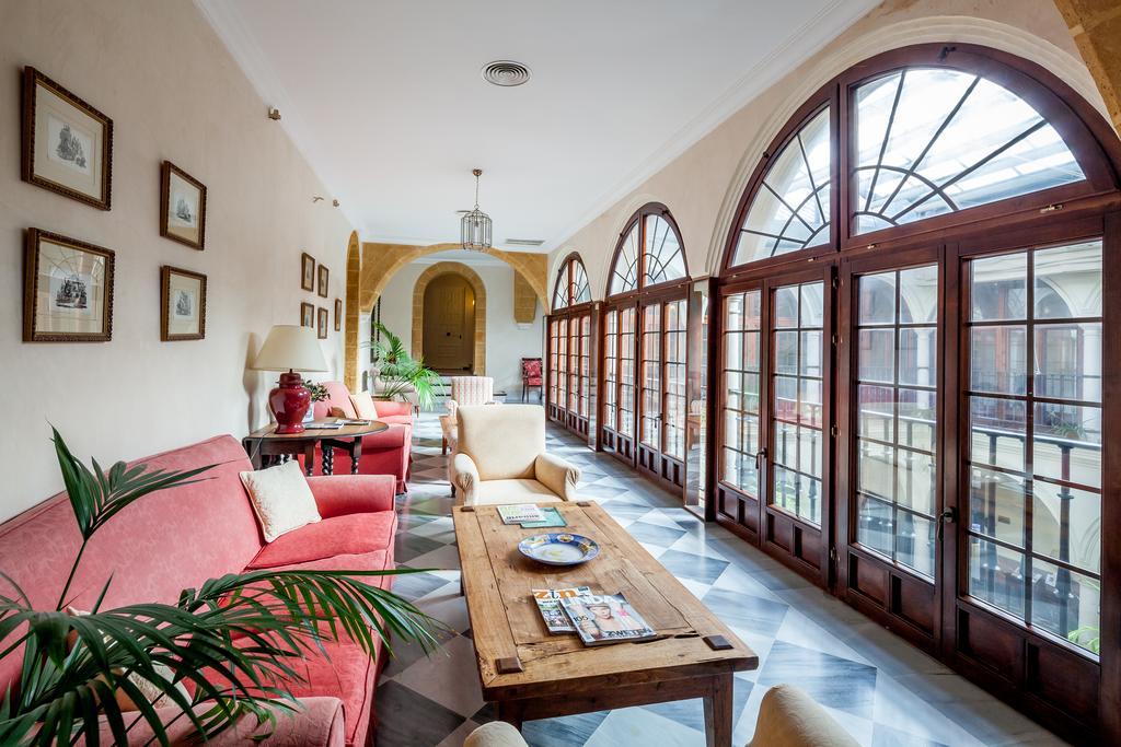 Palacio Marques De La Gomera Osuna Luaran gambar